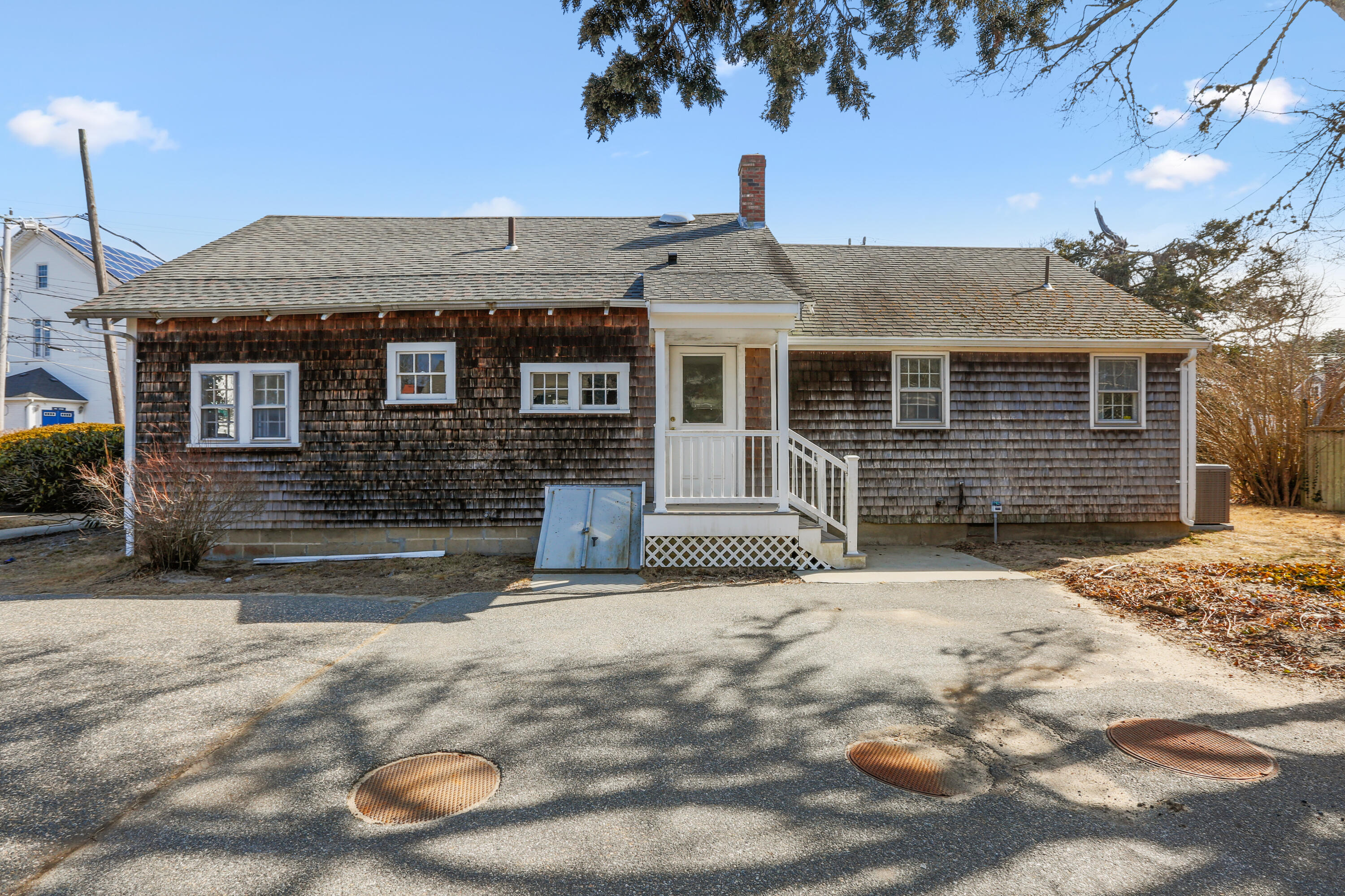 41 Hall Street Dennis MA 02639