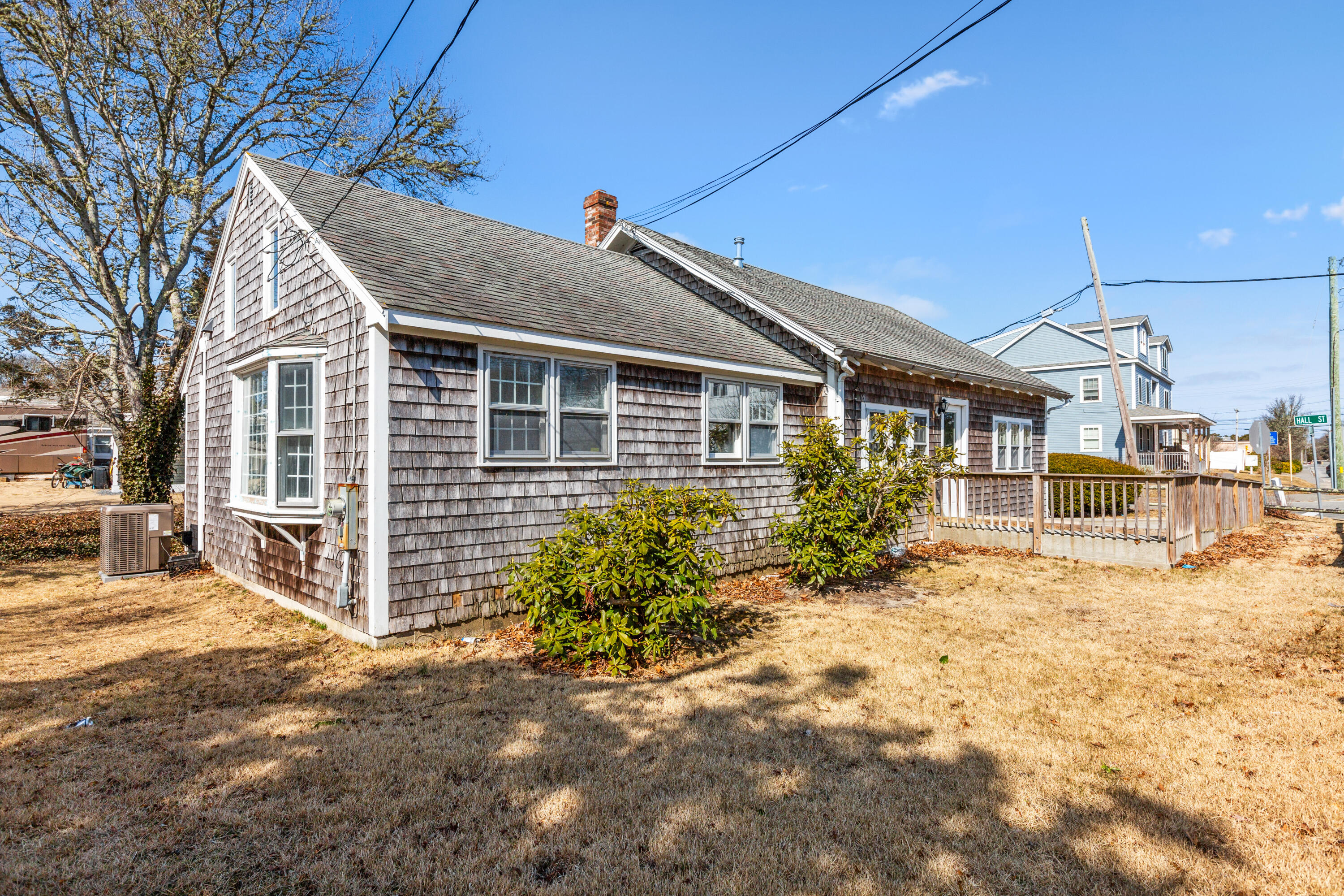 41 Hall Street Dennis MA 02639