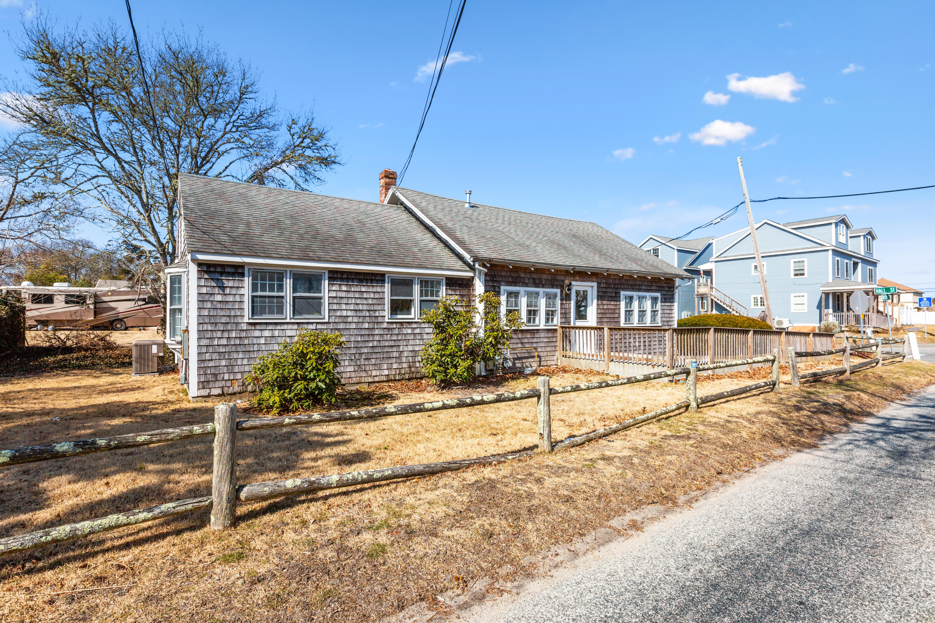 41 Hall Street Dennis MA 02639