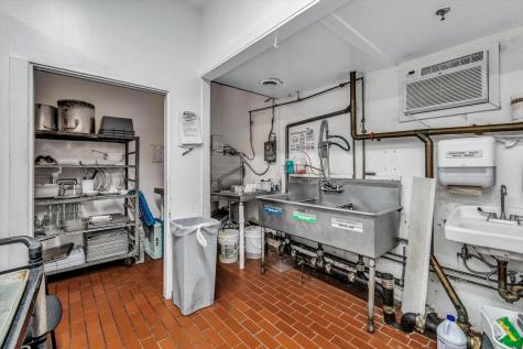 294 Main Street Barnstable MA 02601