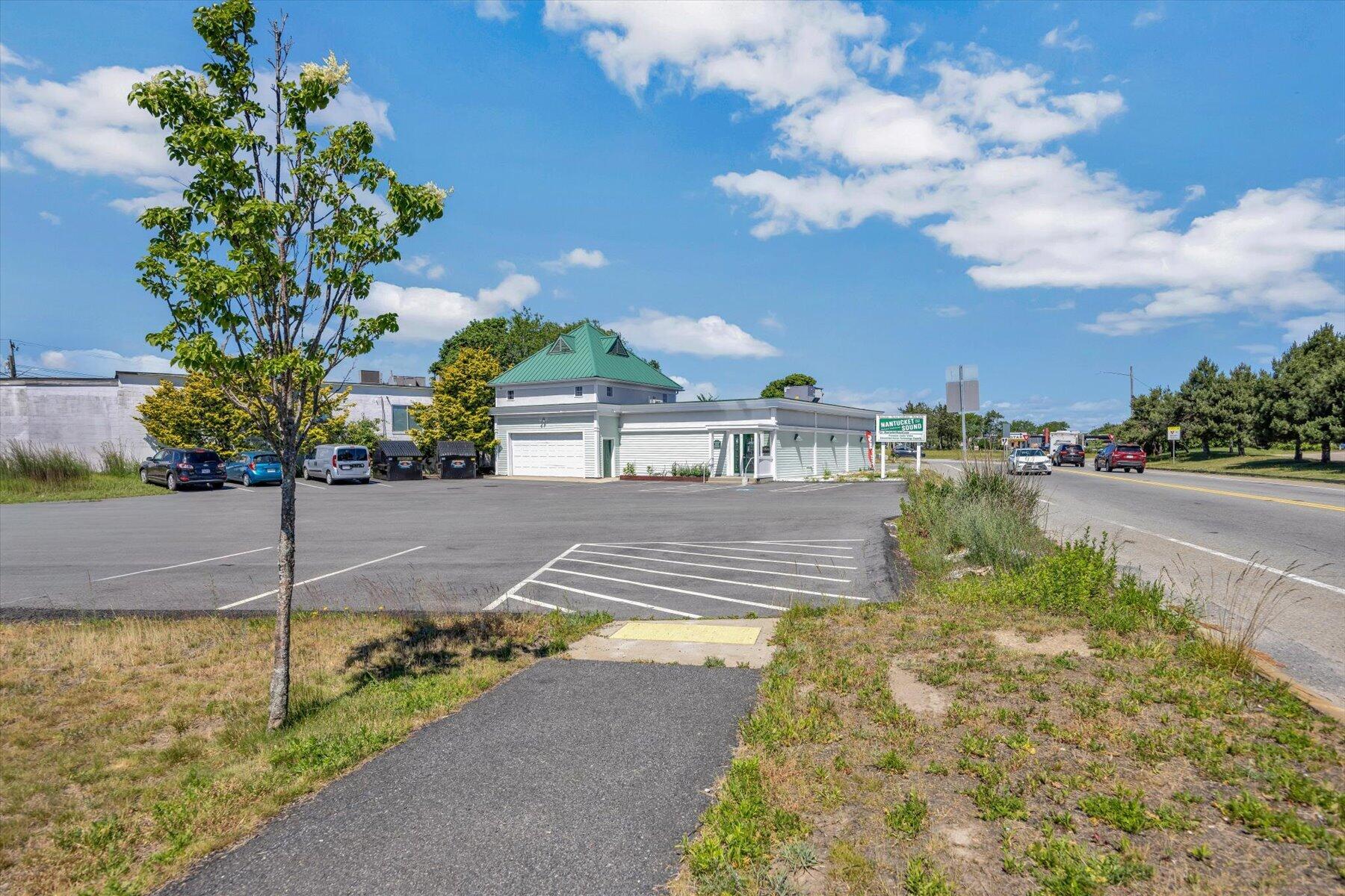 491 Iyannough Road Barnstable MA 02601
