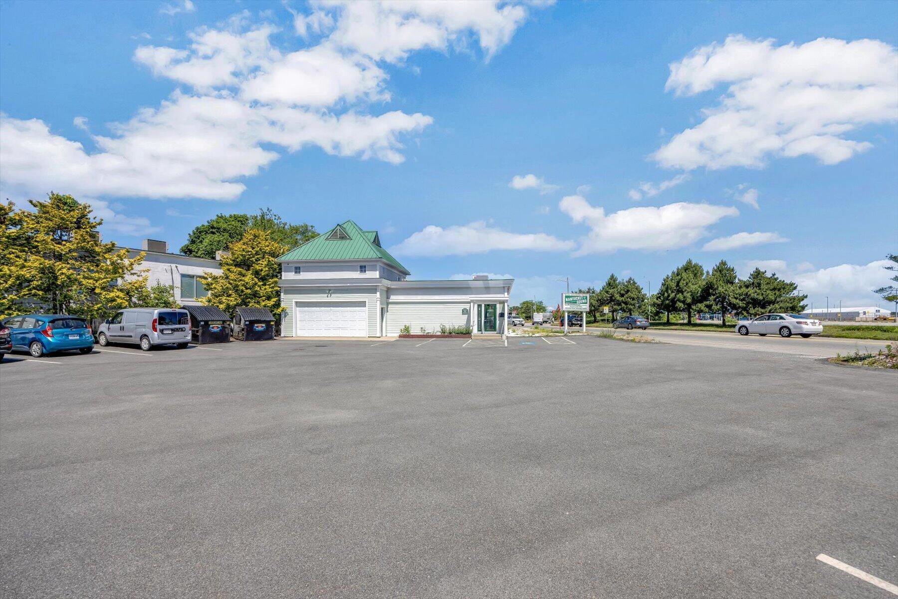 491 Iyannough Road Barnstable MA 02601