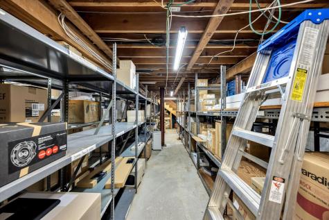 491 Iyannough Road Barnstable MA 02601