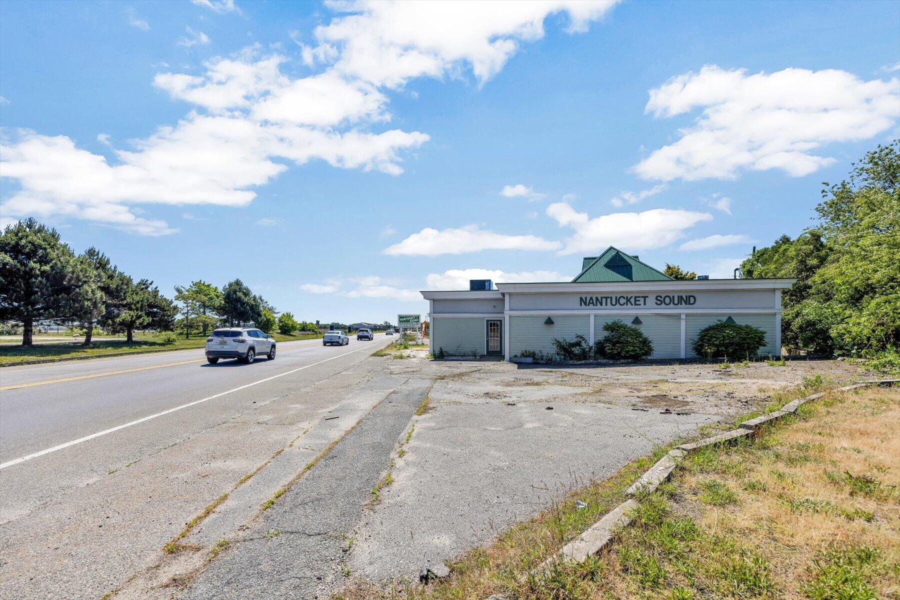 491 Iyannough Road Barnstable MA 02601