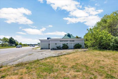 491 Iyannough Road Barnstable MA 02601