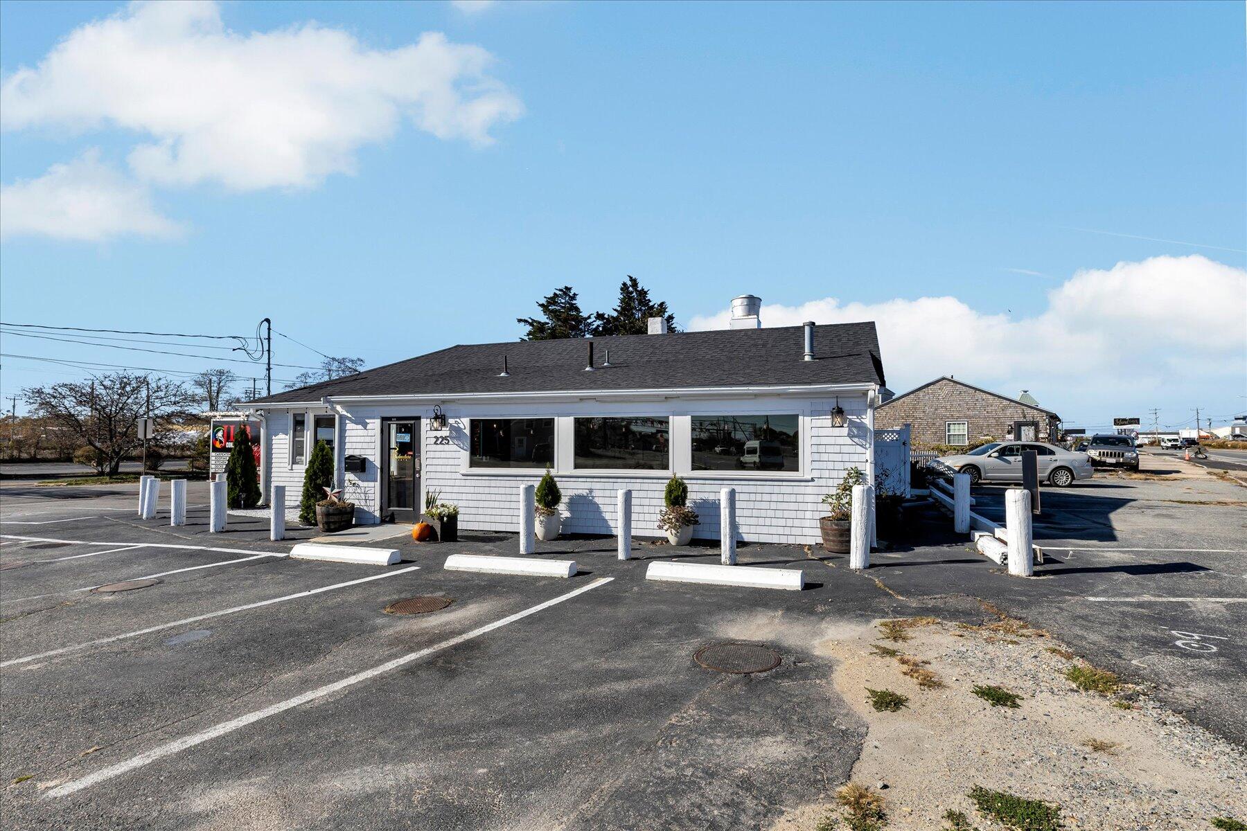 225 Iyannough Road Barnstable MA 02601