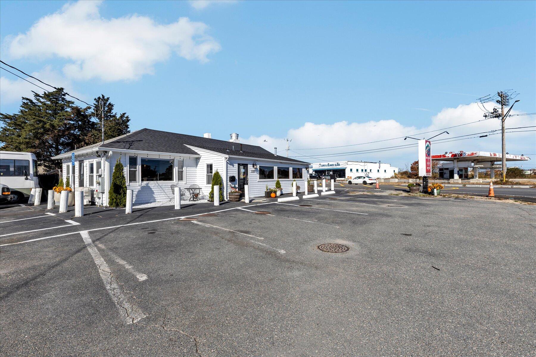 225 Iyannough Road Barnstable MA 02601