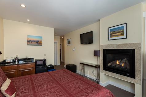 296 Commercial Street MA 02657