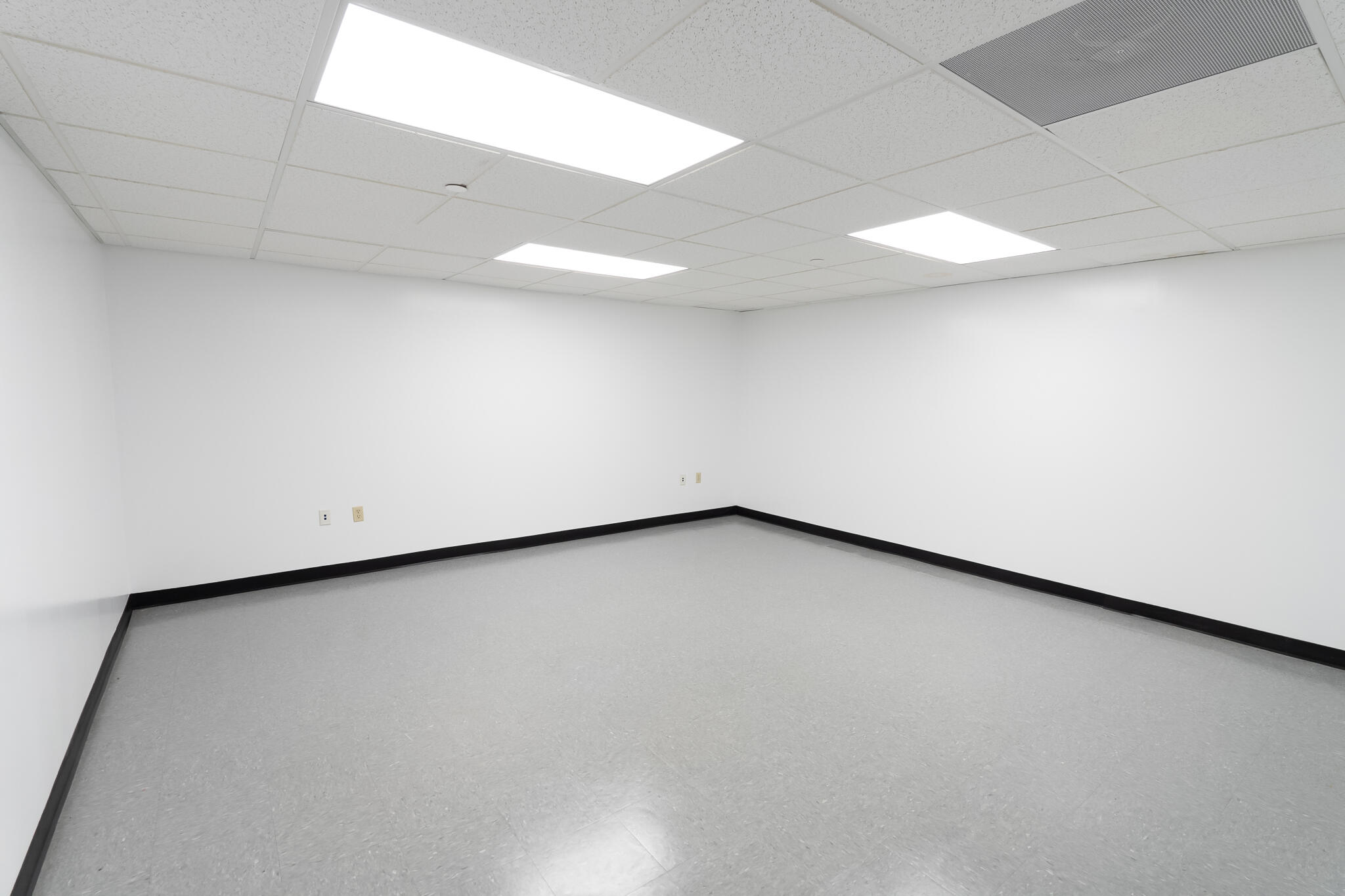 29 Bassett Lane Hyannis MA 02601