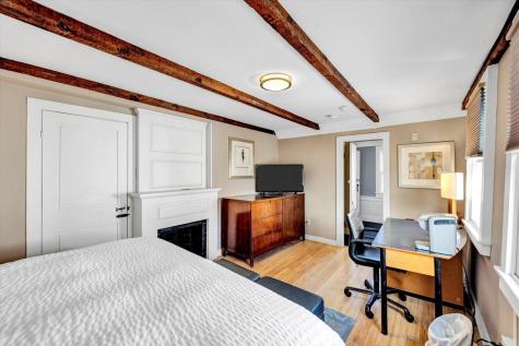 86 Sisson Road Harwich MA 02646