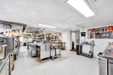 86 Sisson Road Harwich MA 02646