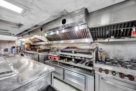 86 Sisson Road Harwich MA 02646