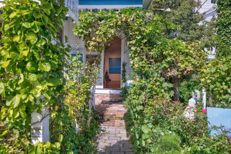 234 Commercial Street Provincetown MA 02657