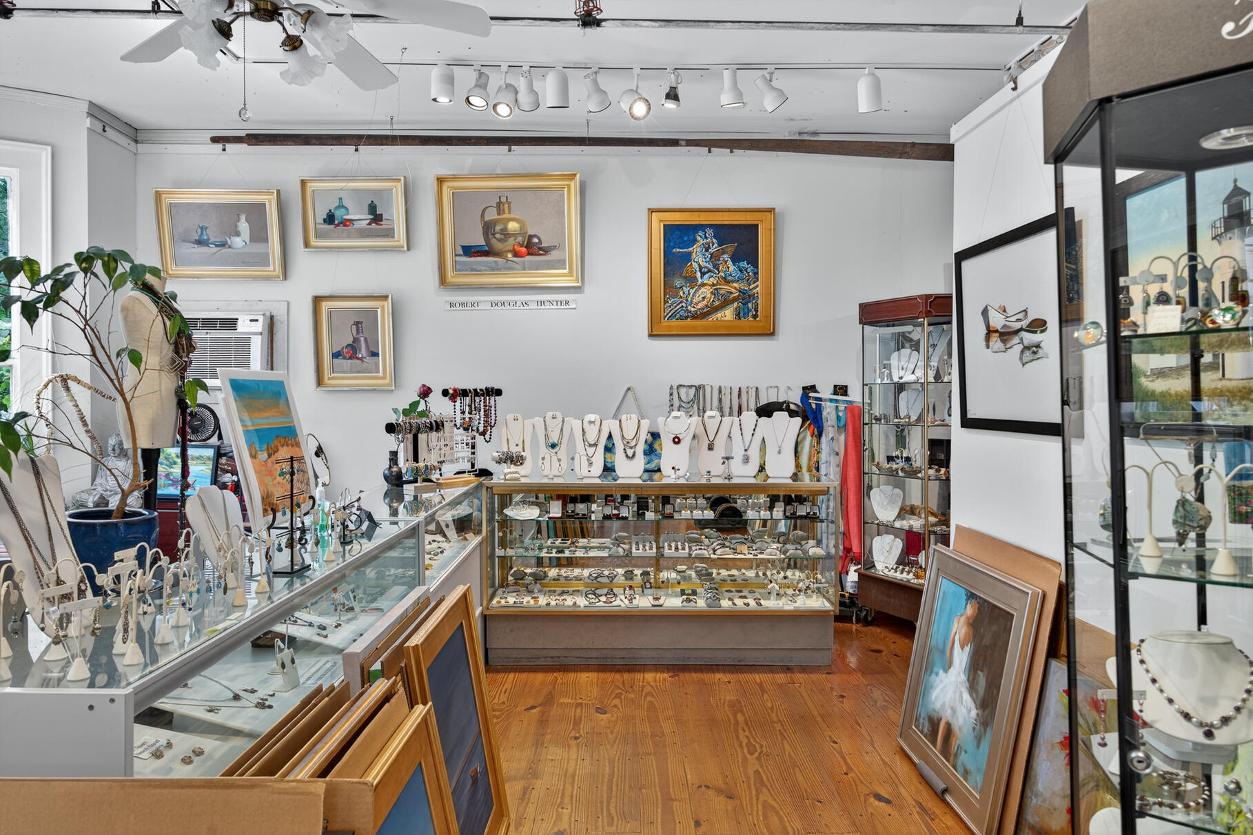 234 Commercial Street MA 02657