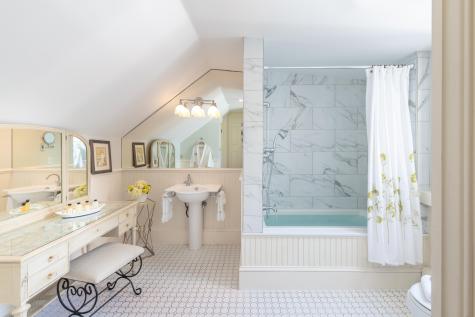 308 Old Main Street Yarmouth MA 02664