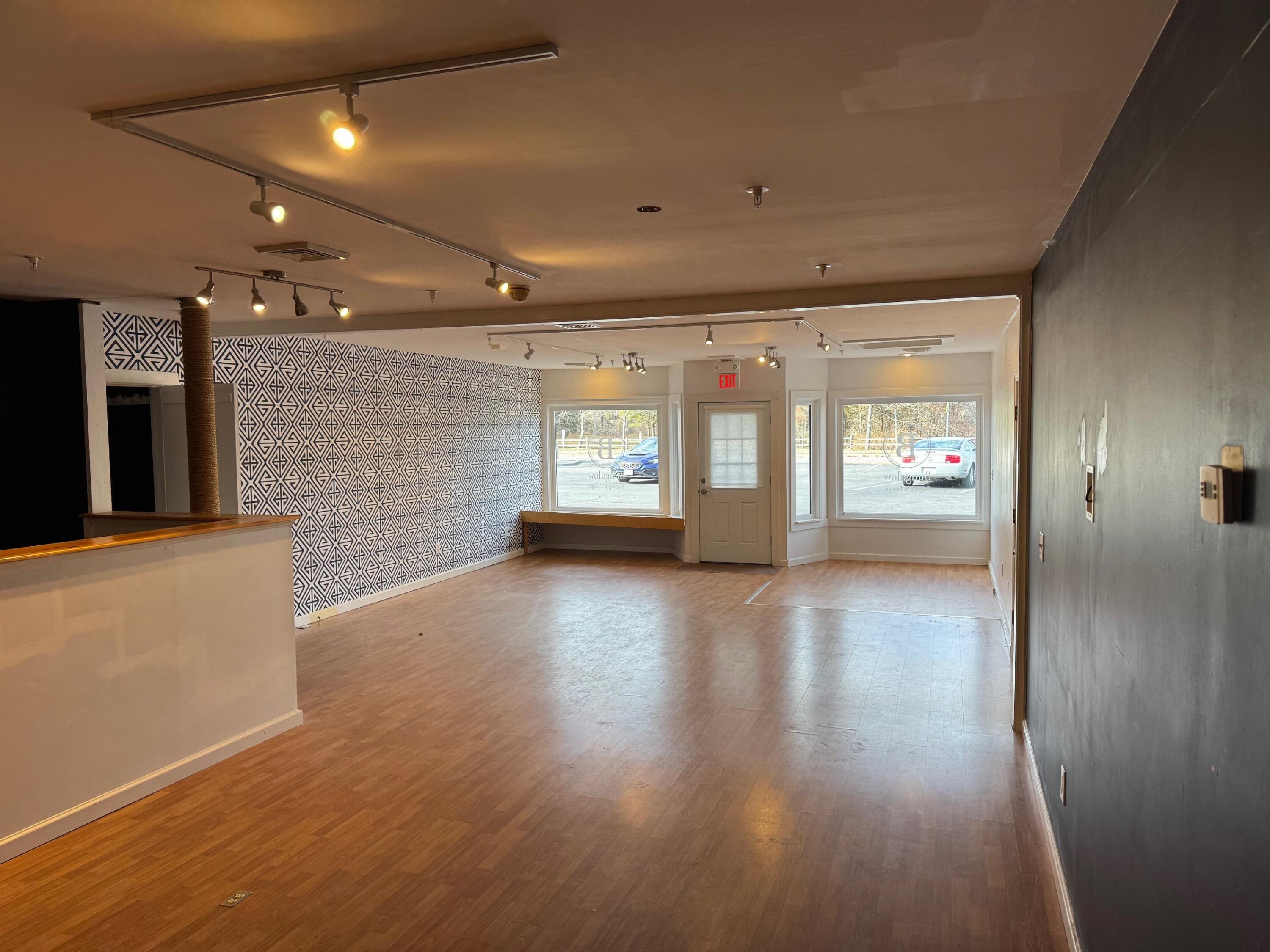 1589 Main Street Chatham MA 02633
