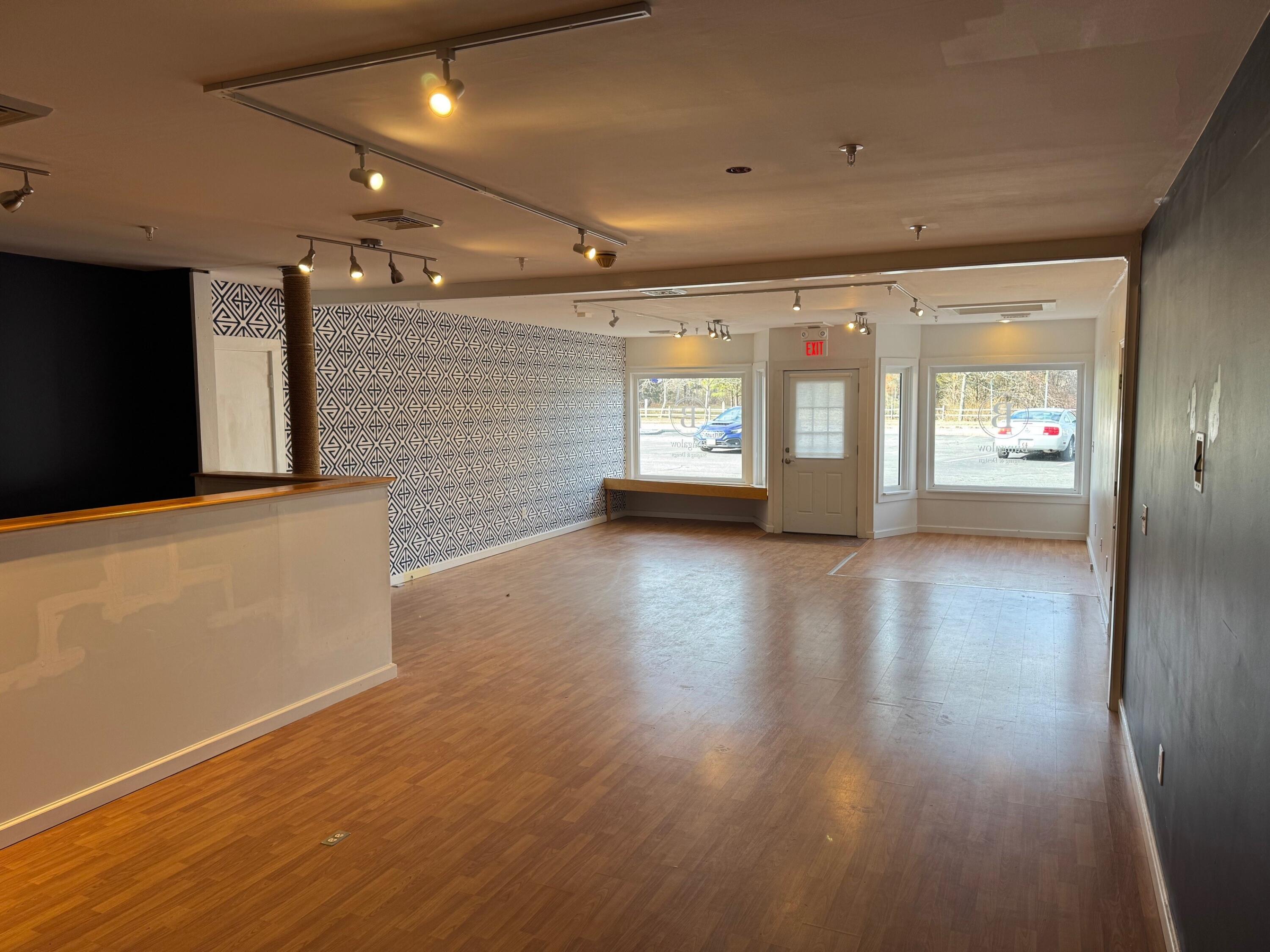 1589 Main Street Chatham MA 02633