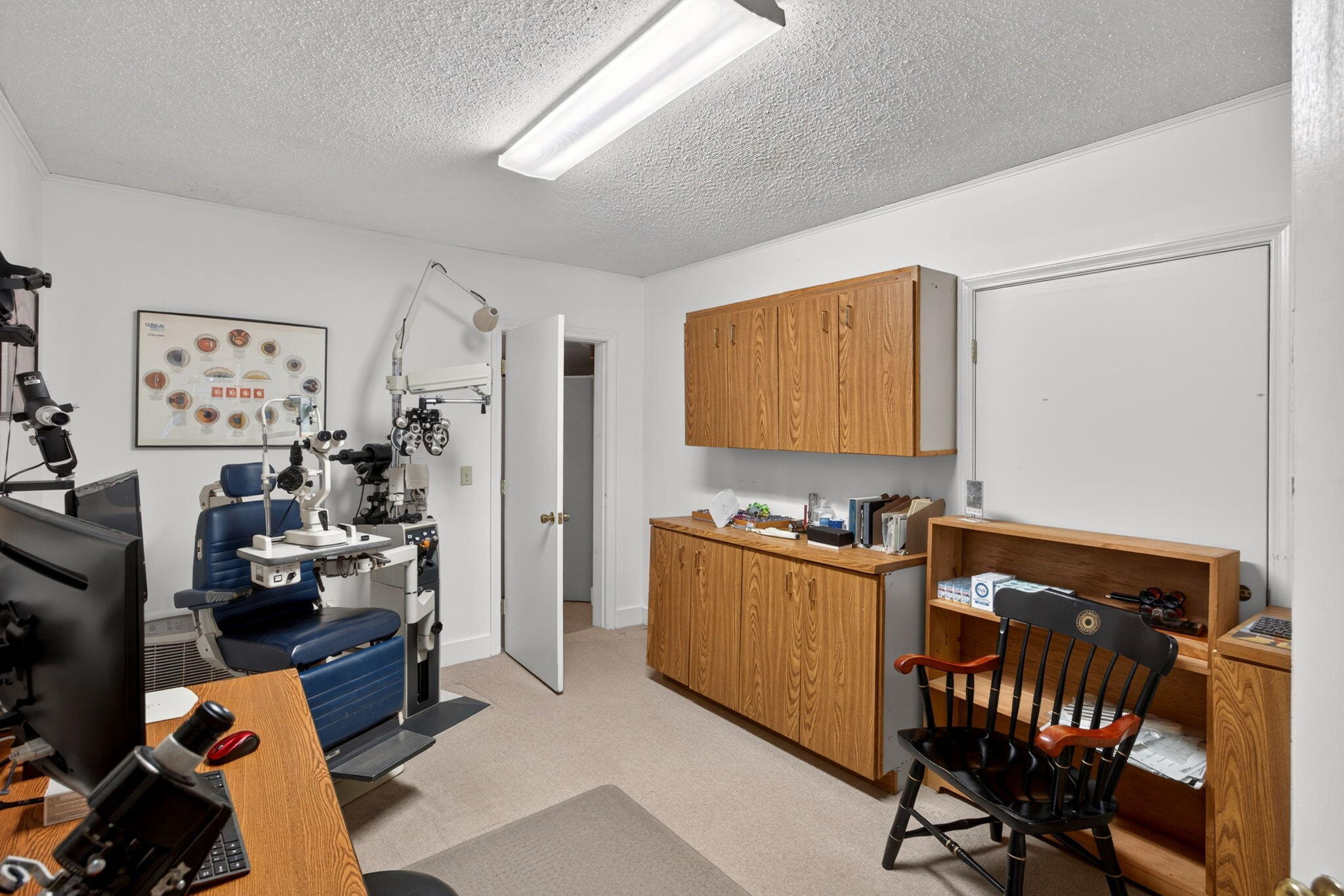 87 Davis Straits Falmouth MA 02540