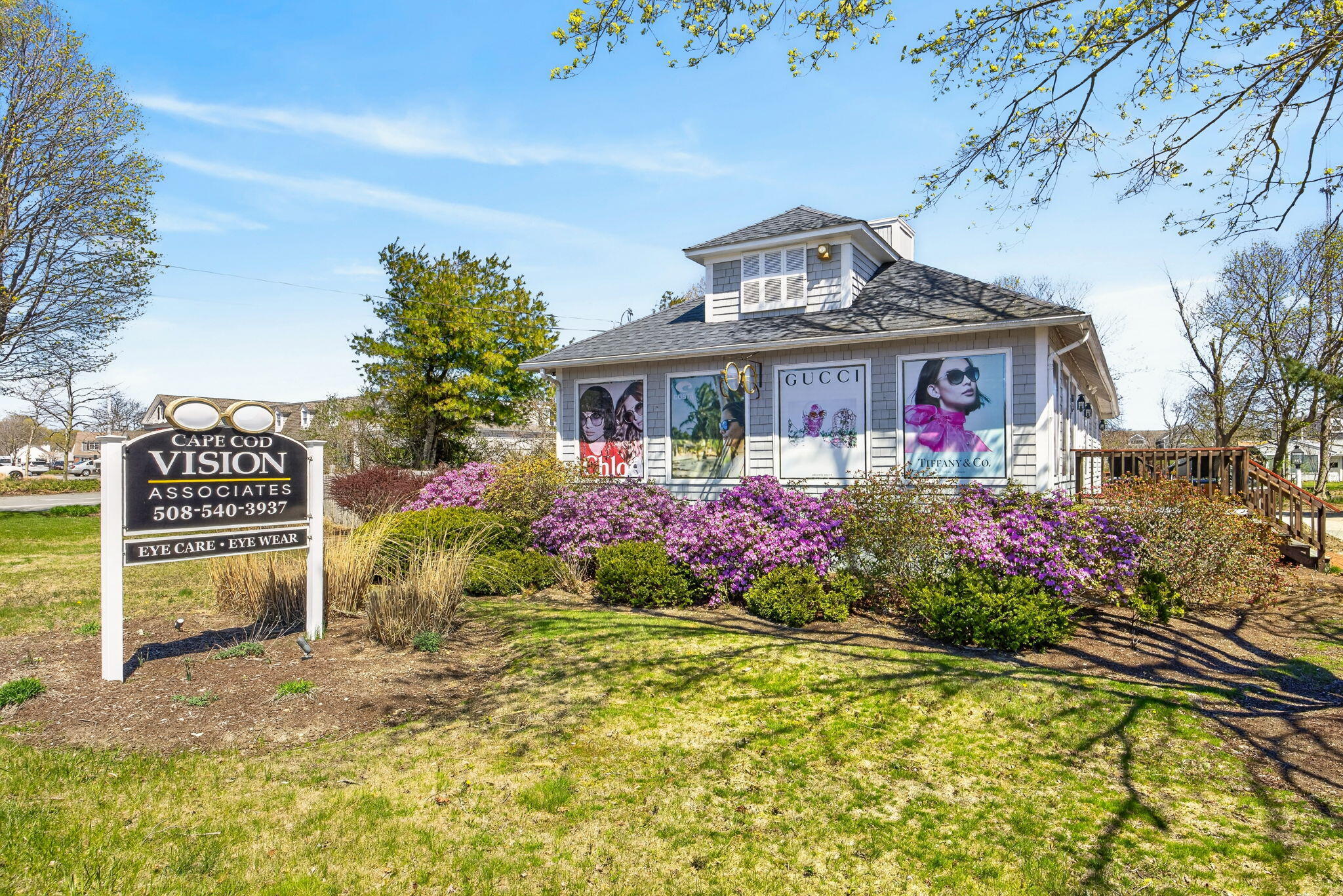 87 Davis Straits Falmouth MA 02540