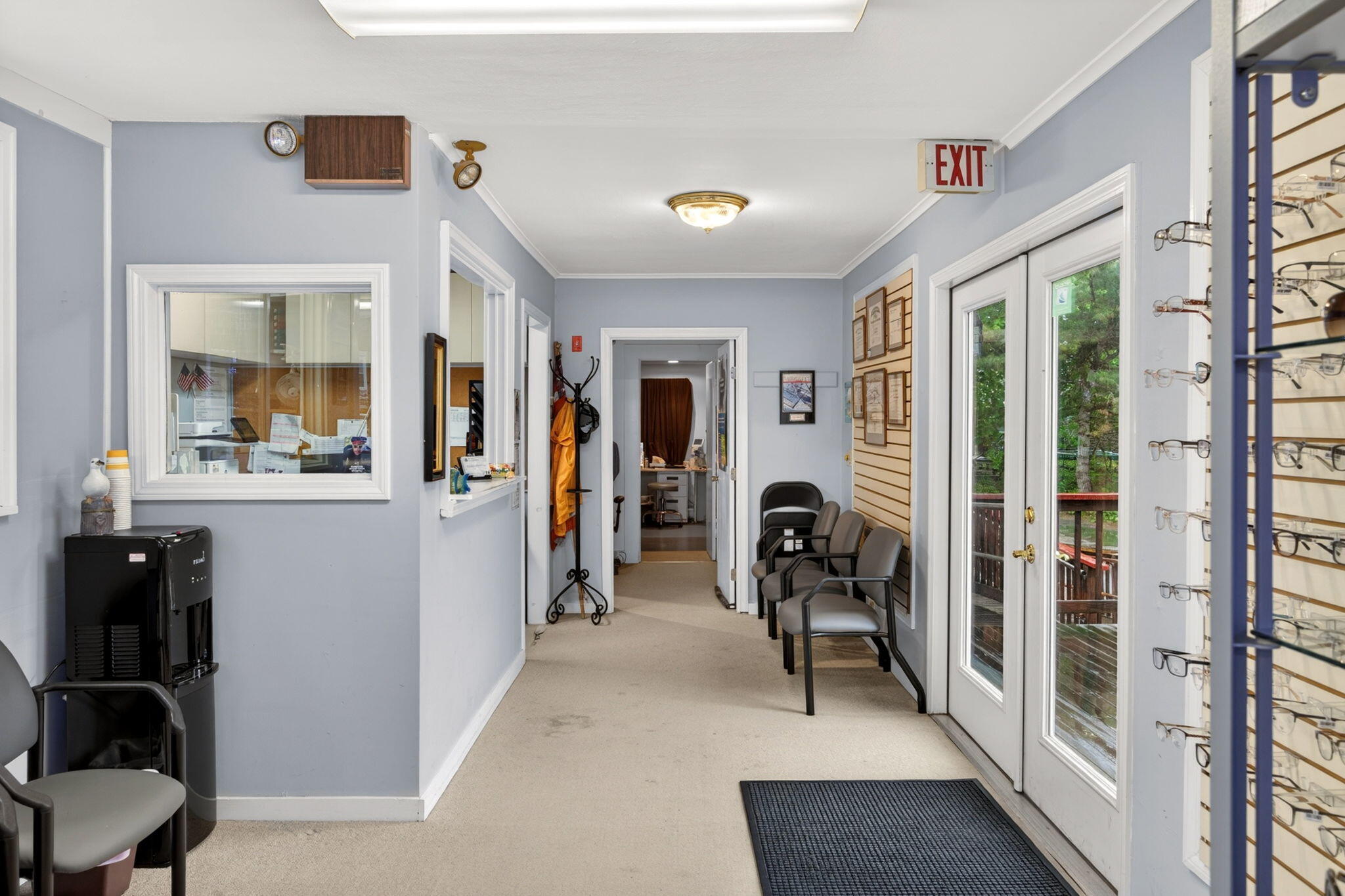 87 Davis Straits Falmouth MA 02540
