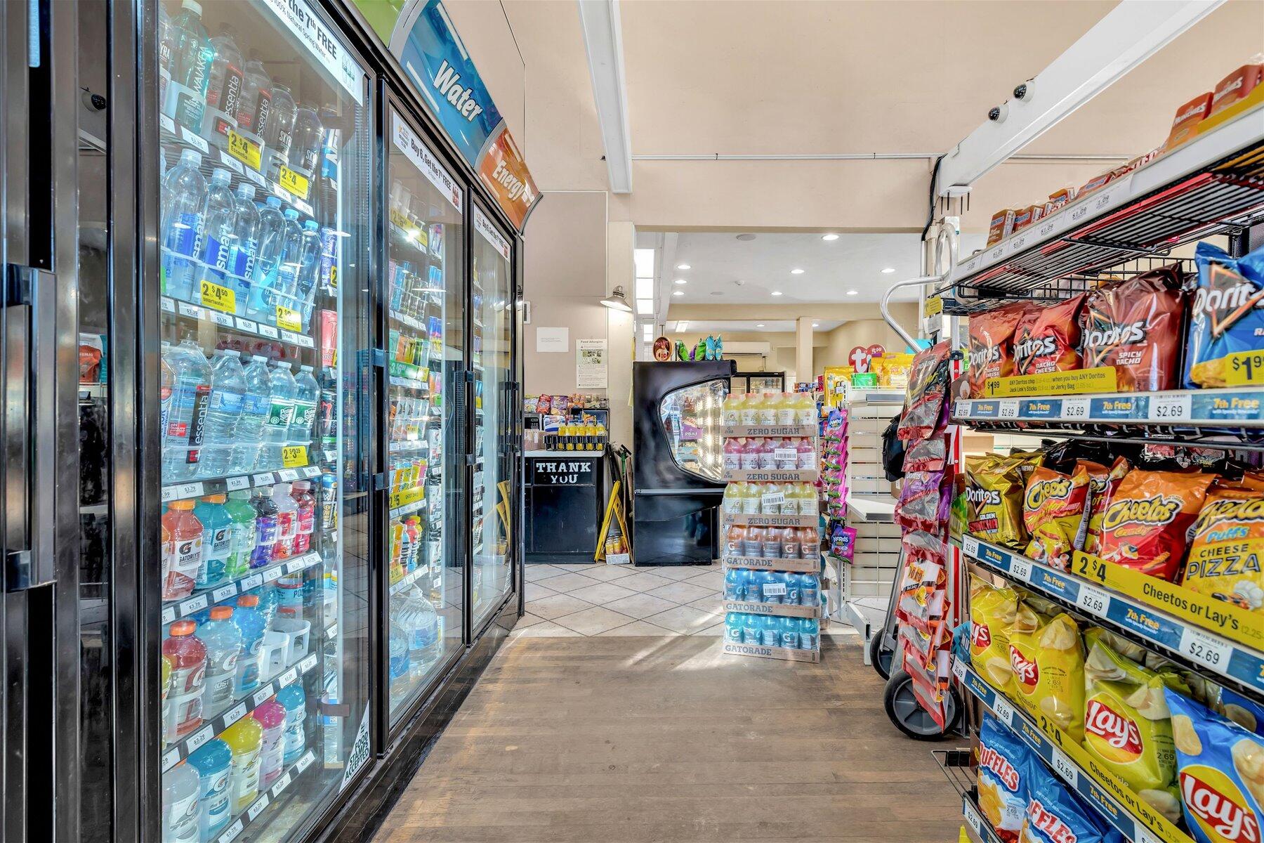 804 Main Street MA 02655