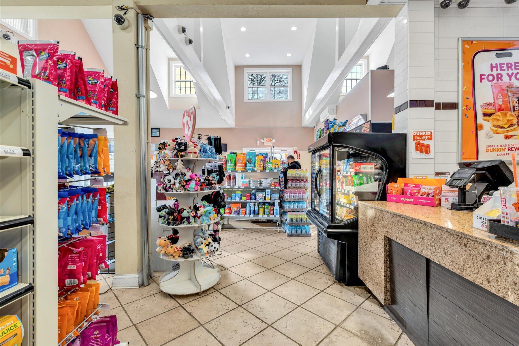 804 Main Street MA 02655