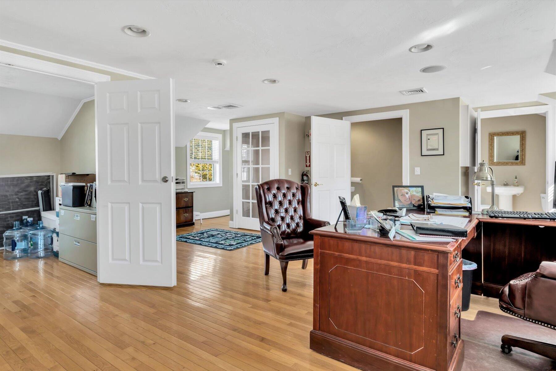 804 Main Street MA 02655
