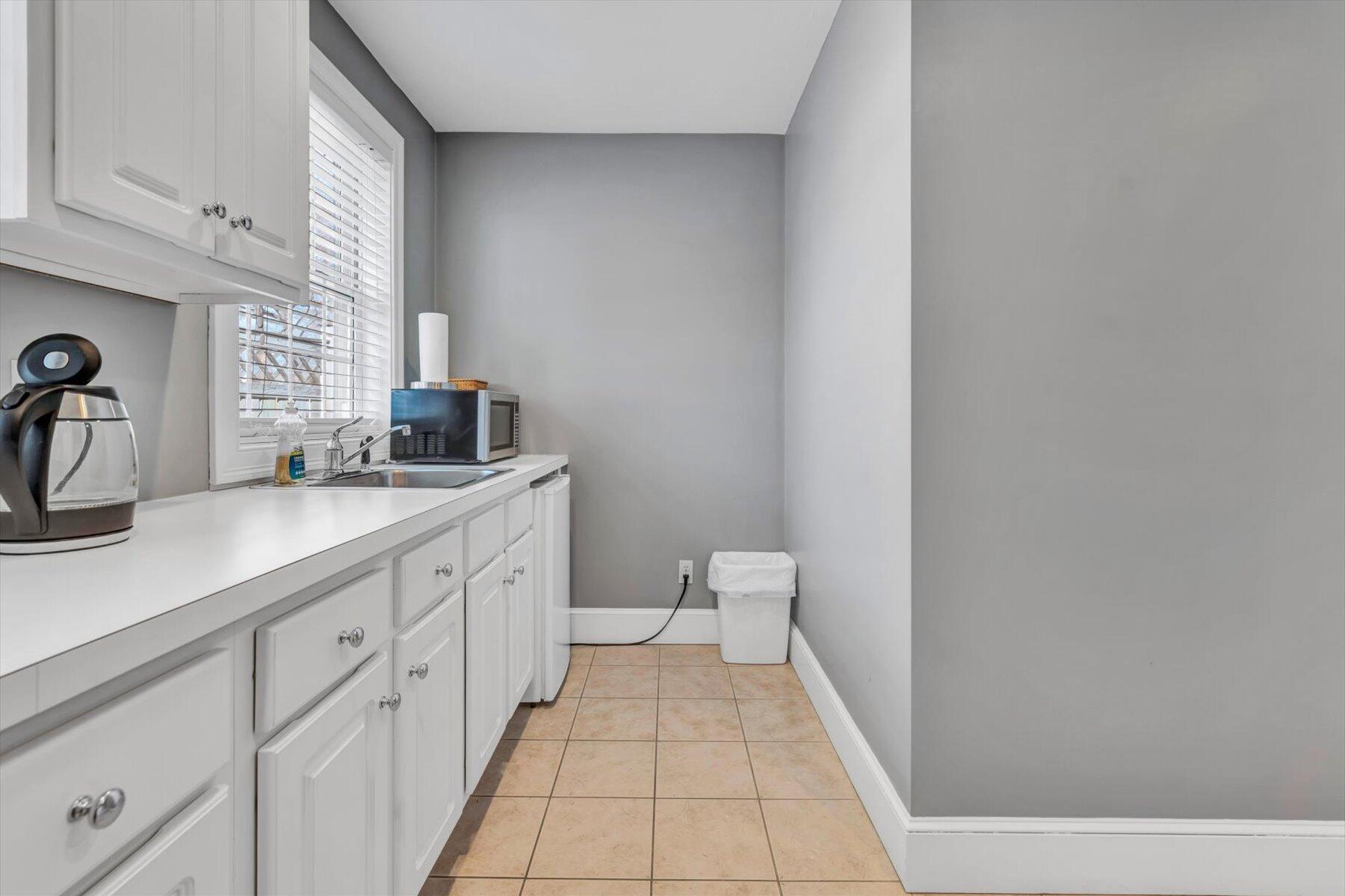 804 Main Street MA 02655