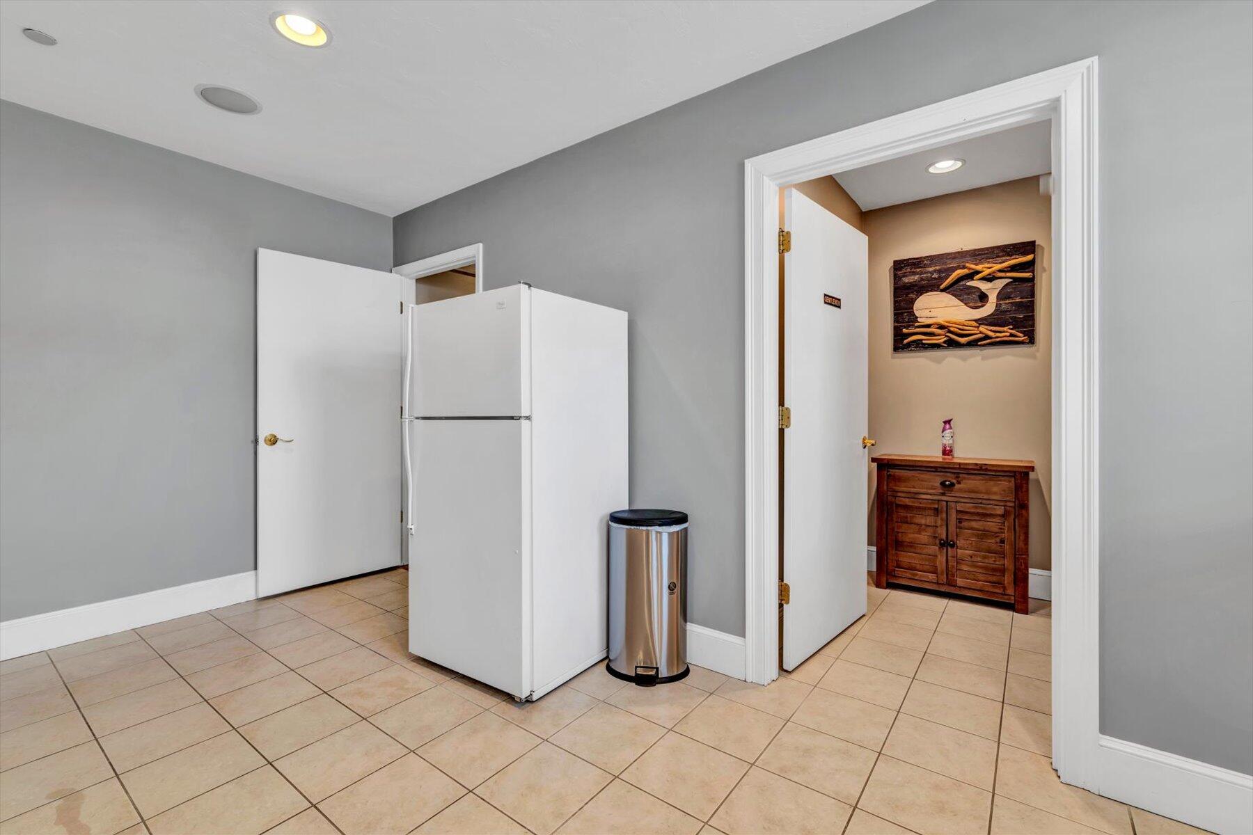 804 Main Street MA 02655