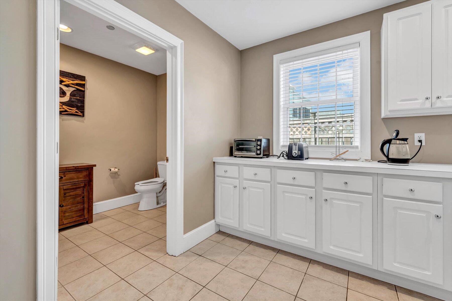 804 Main Street MA 02655