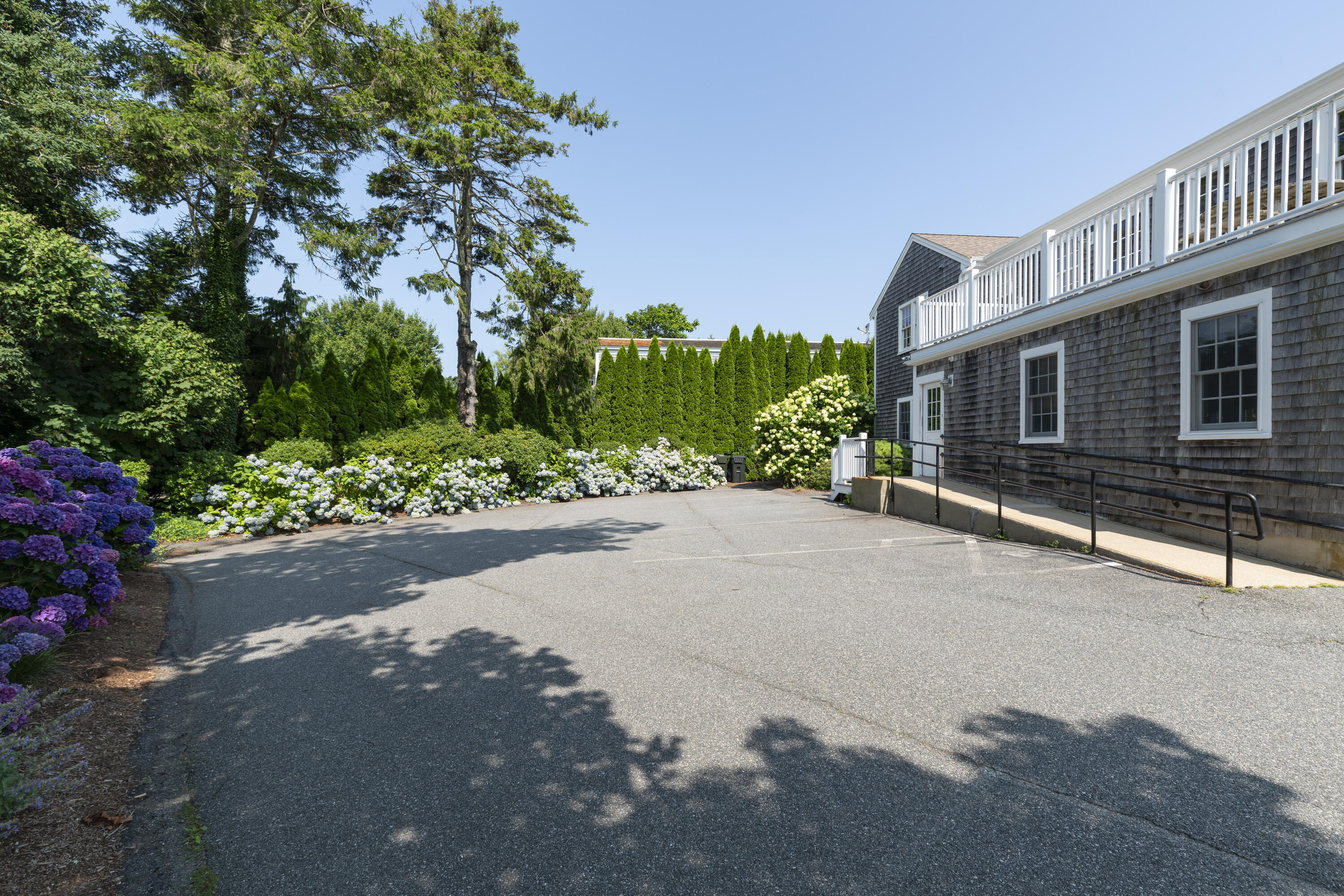 697 Main Street Chatham MA 02633