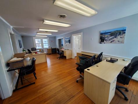 476 Route 28 Harwich MA 02646