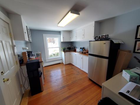 476 Route 28 Harwich MA 02646