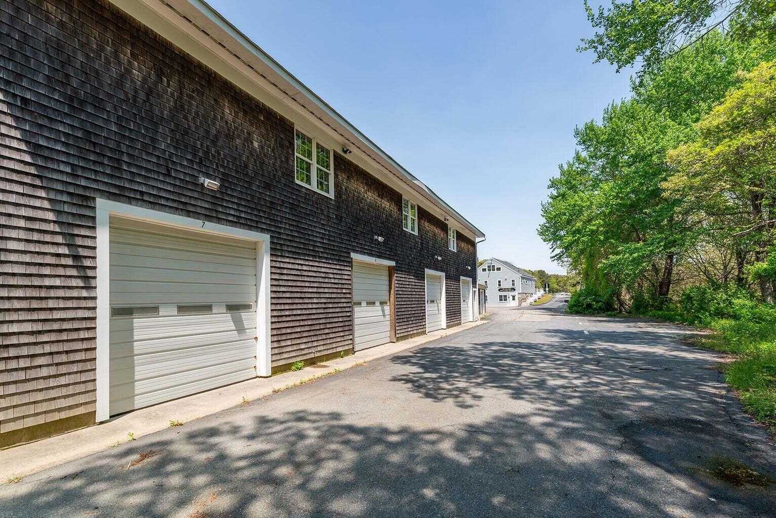 31 Meetinghouse Road South Chatham MA 02659