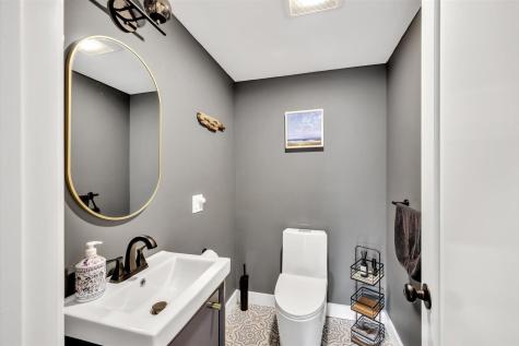 1562 State Highway Route 6 Highway Wellfleet MA 02667