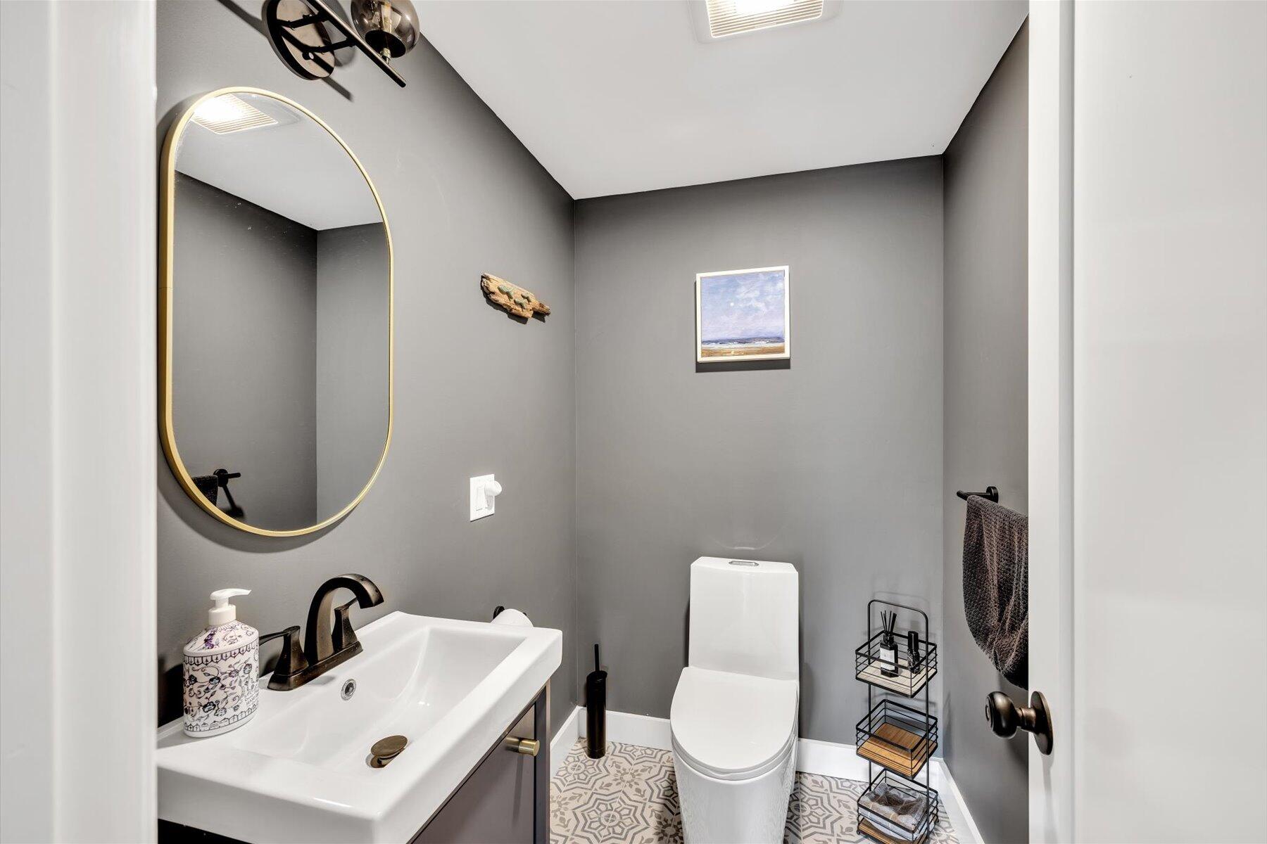 1562 State Highway Route 6 Highway Wellfleet MA 02667