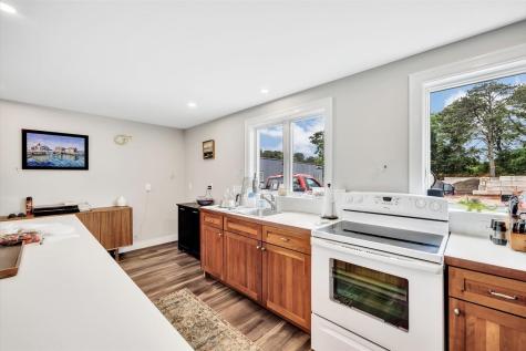 1562 State Highway Route 6 Highway Wellfleet MA 02667