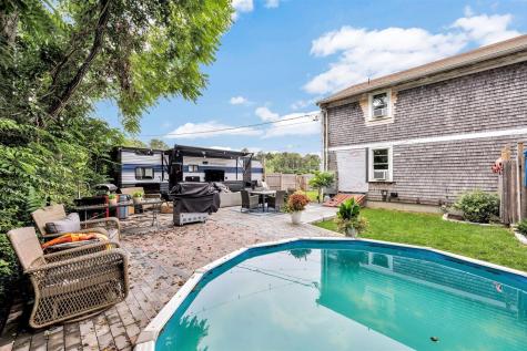 1562 State Highway Route 6 Highway Wellfleet MA 02667