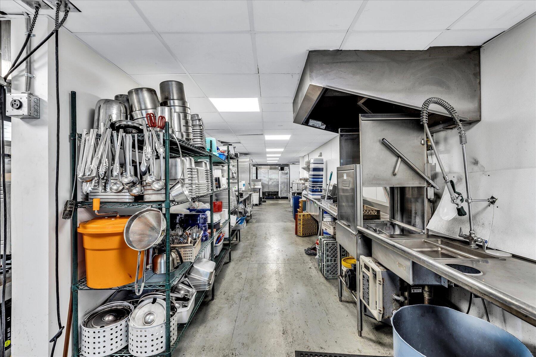 317 Commercial Street Provincetown MA 02657