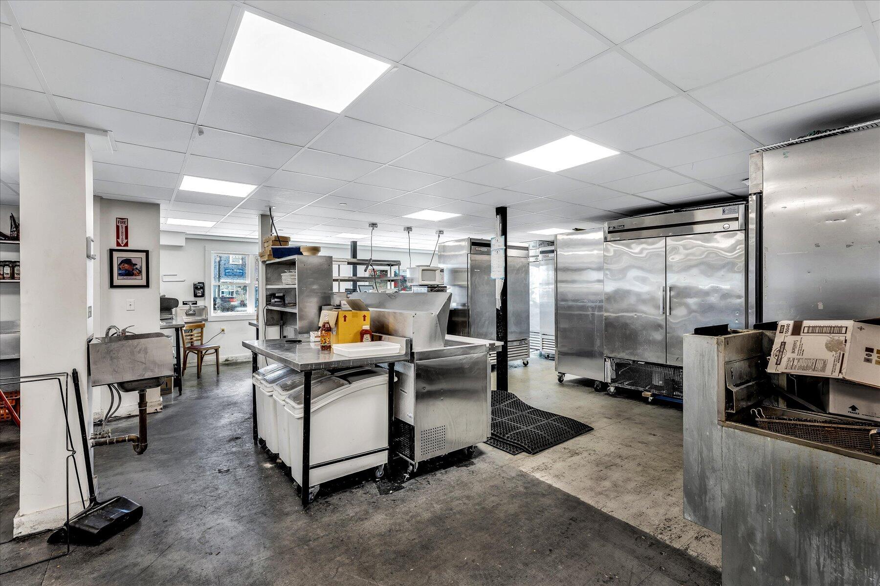 317 Commercial Street Provincetown MA 02657