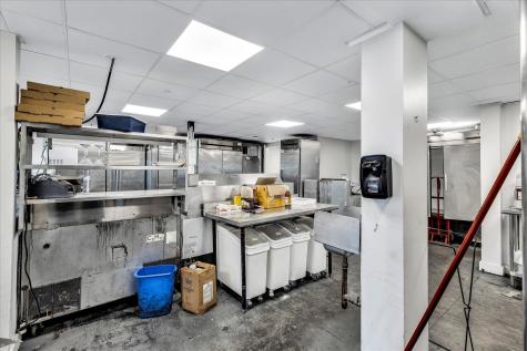 317 Commercial Street Provincetown MA 02657