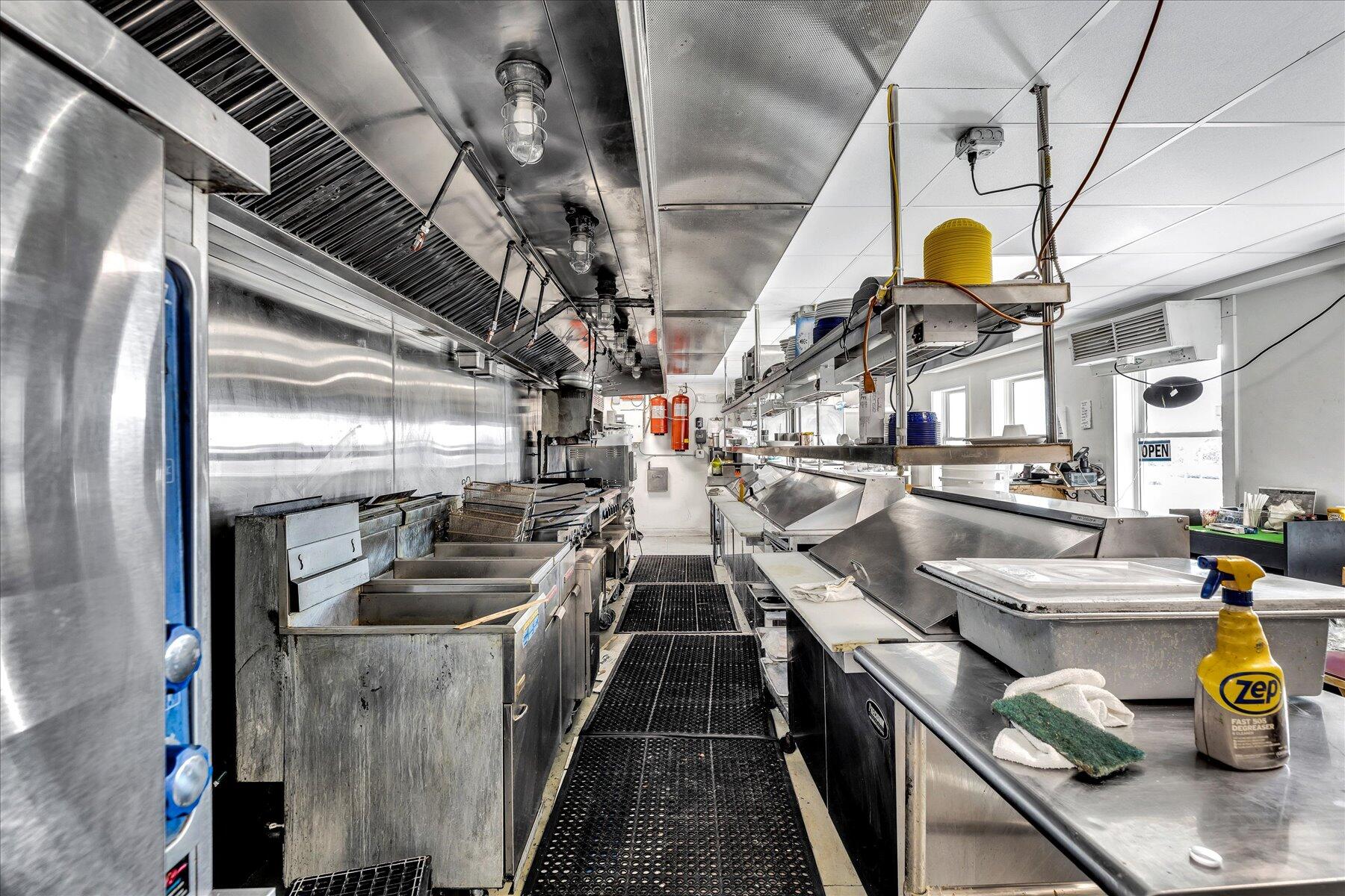 317 Commercial Street Provincetown MA 02657