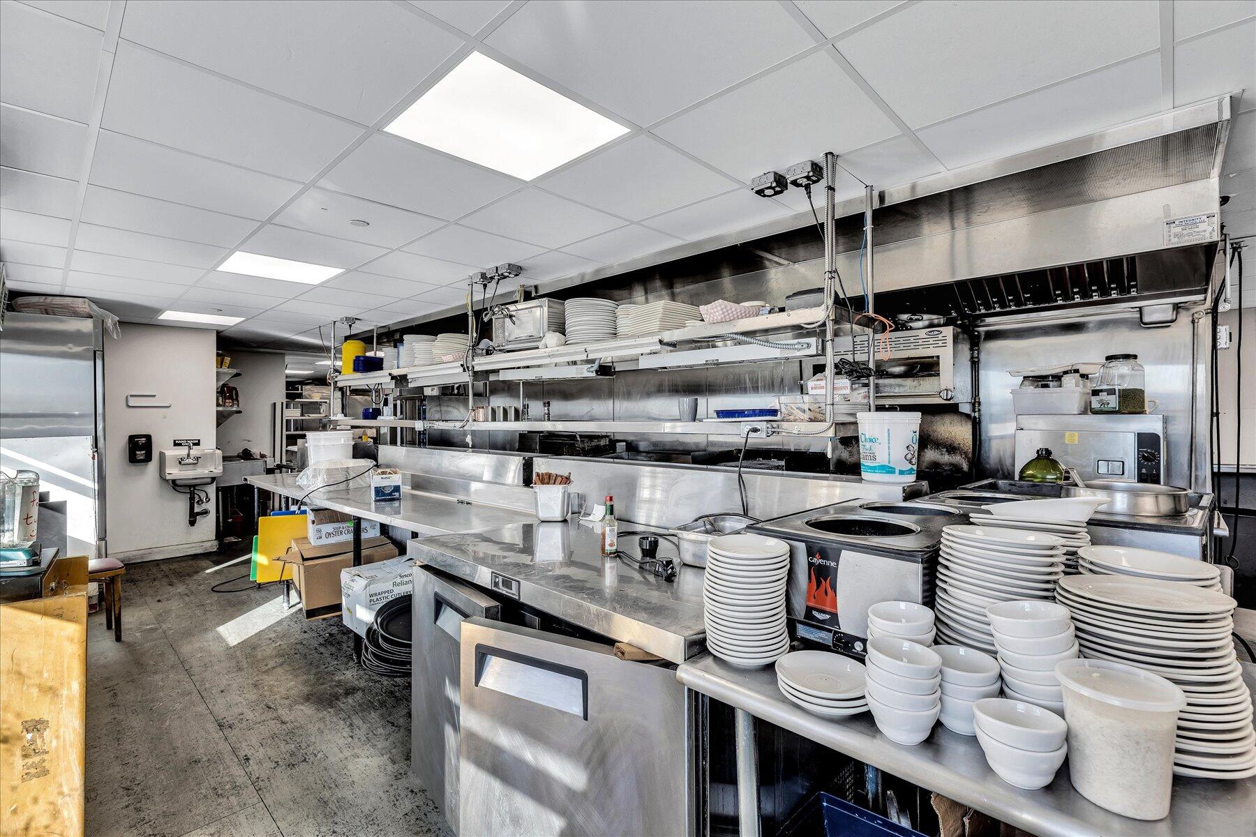 317 Commercial Street Provincetown MA 02657