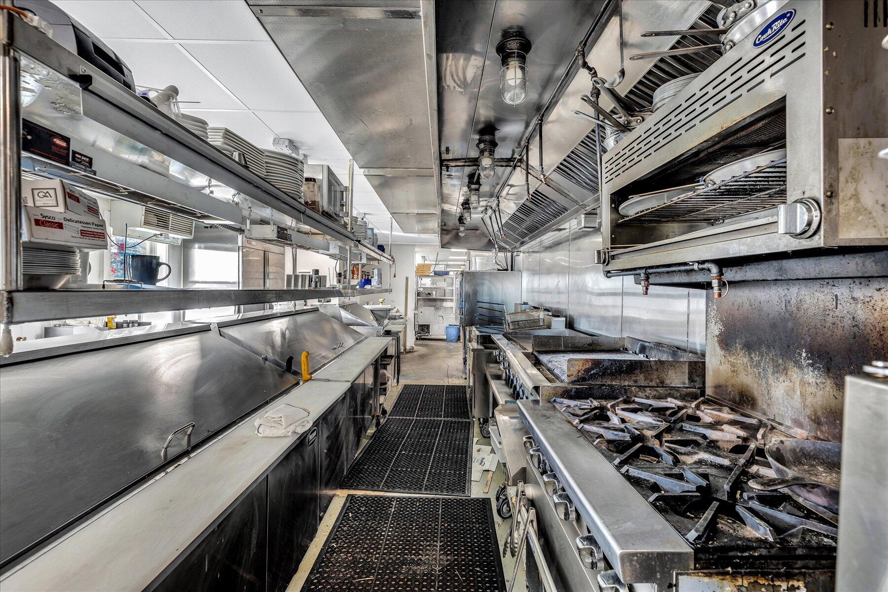 317 Commercial Street Provincetown MA 02657