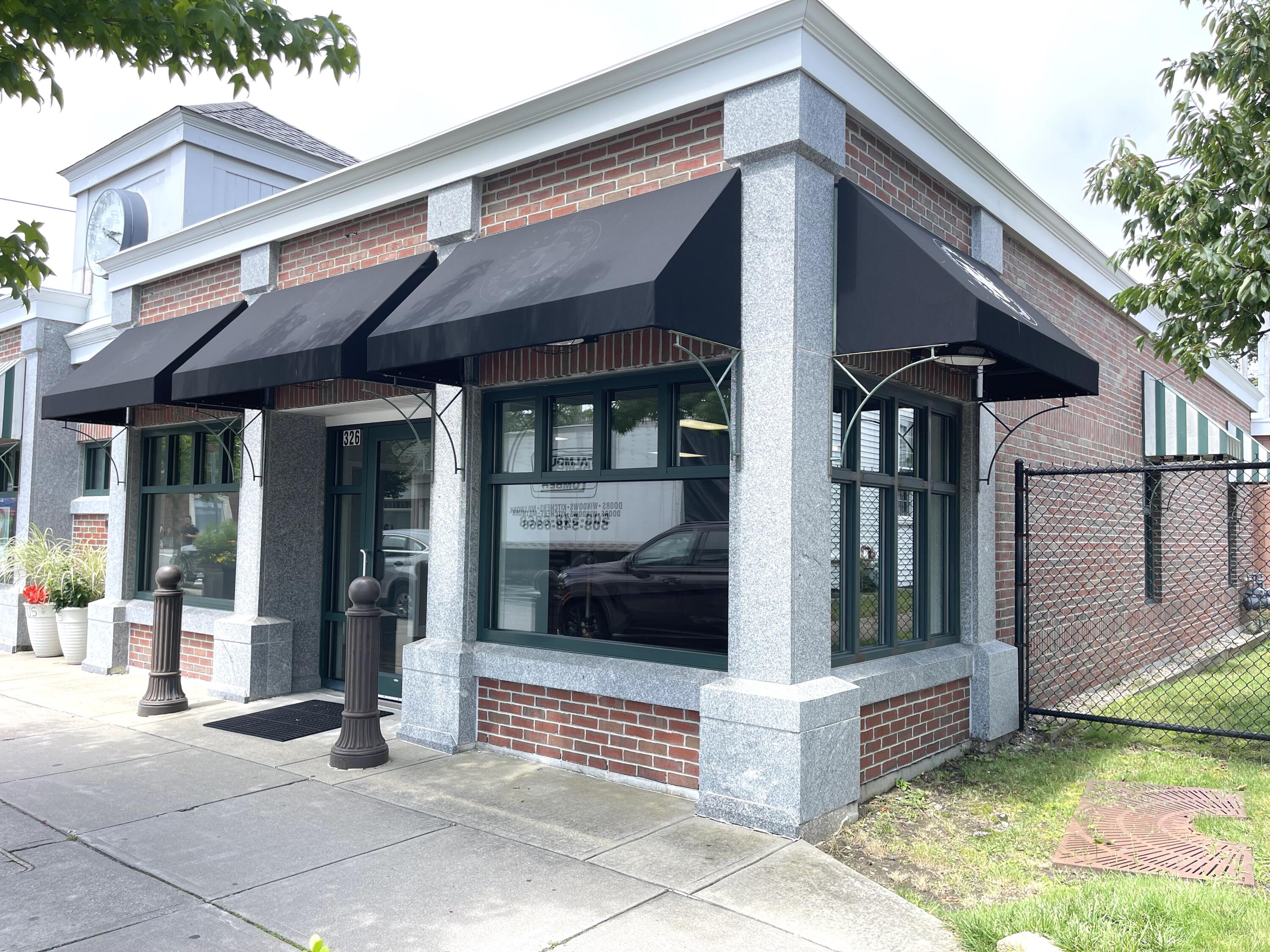 328 Main Street Hyannis MA 02601