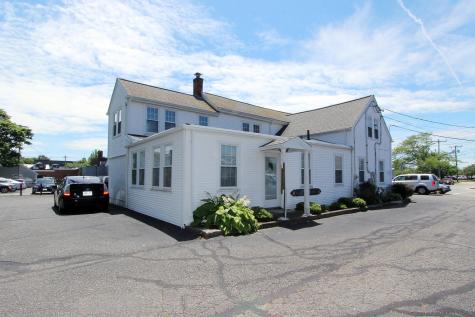 28 Barnstable Road Barnstable MA 02601