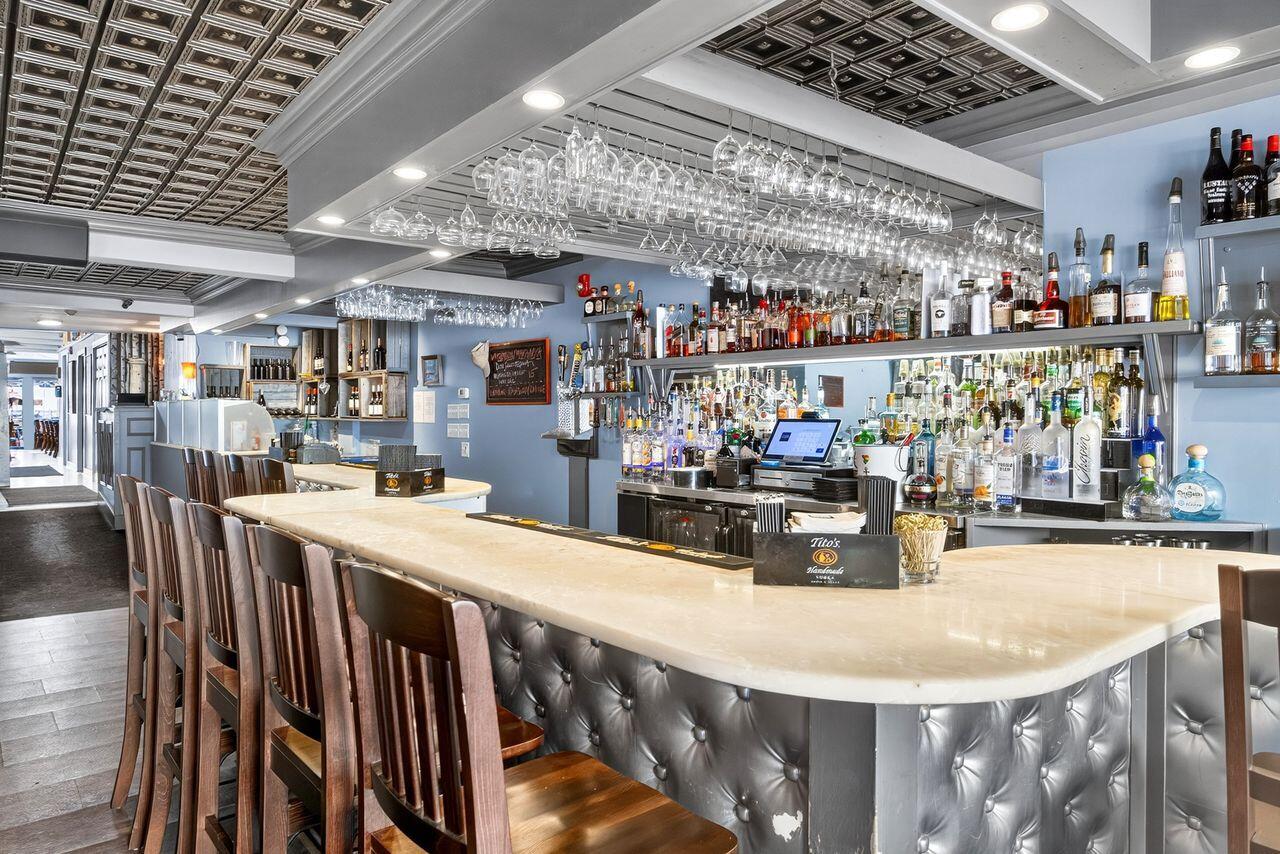 269 - 271 Commercial Street Provincetown MA 02657