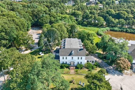 70 Main Street Wellfleet MA 02667