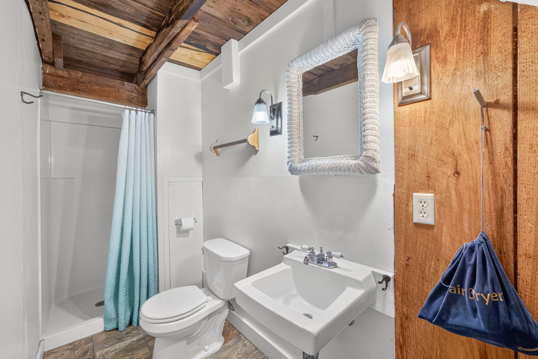 70 Main Street Wellfleet MA 02667