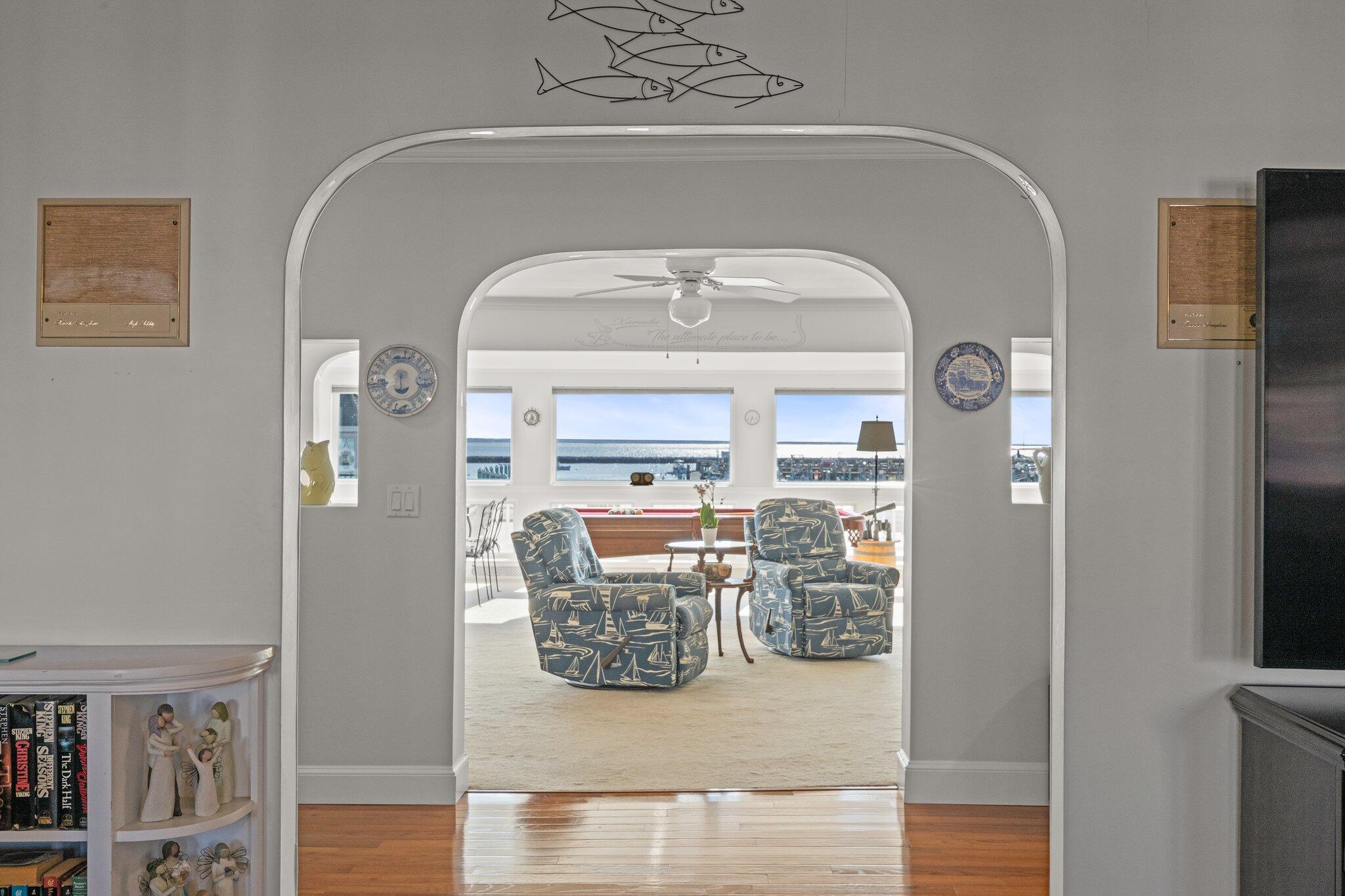 337 Commercial Street Provincetown MA 02657